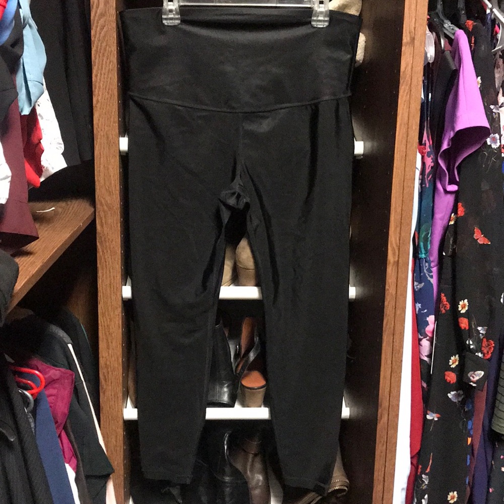 EUC Gap *Maternity* full length leggings sz L